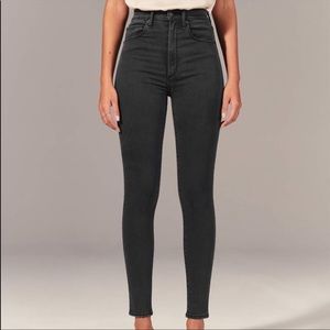 Abercrombie ultra high rise skinny jeans size 00